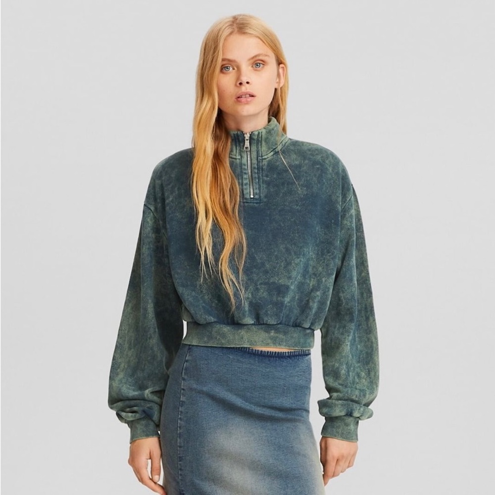 Bershka cropped sweatshirt